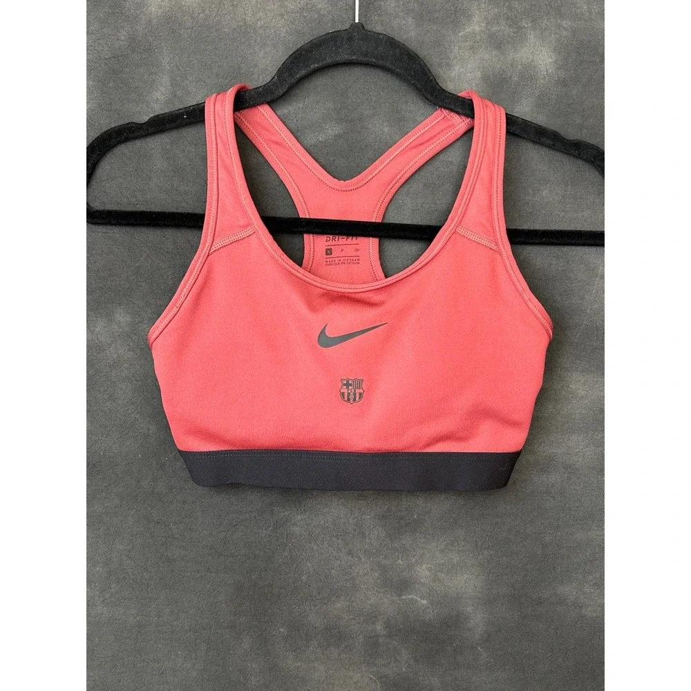 Nike Activewear Bundle Size S Sports Bras Nike Pro Shorts Foldie Fanny Pack Set